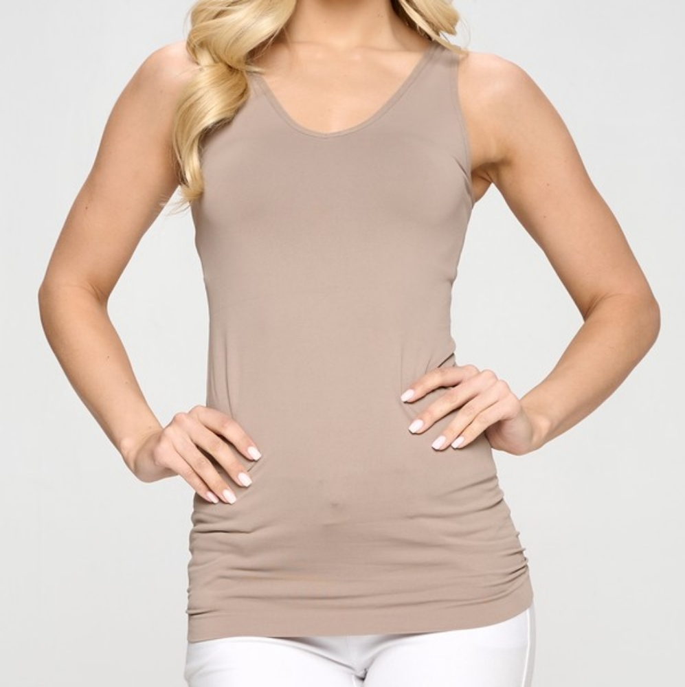 Yelete seamless one size tank v neck